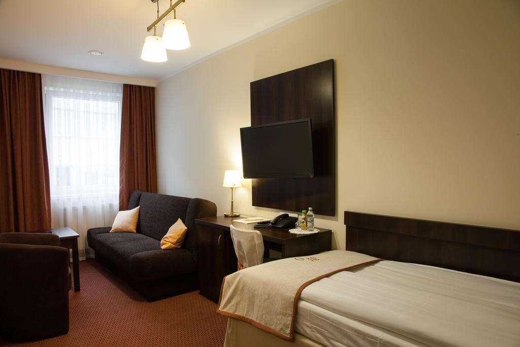 Hotel Ostrawa Wodzisław Śląski Zimmer foto